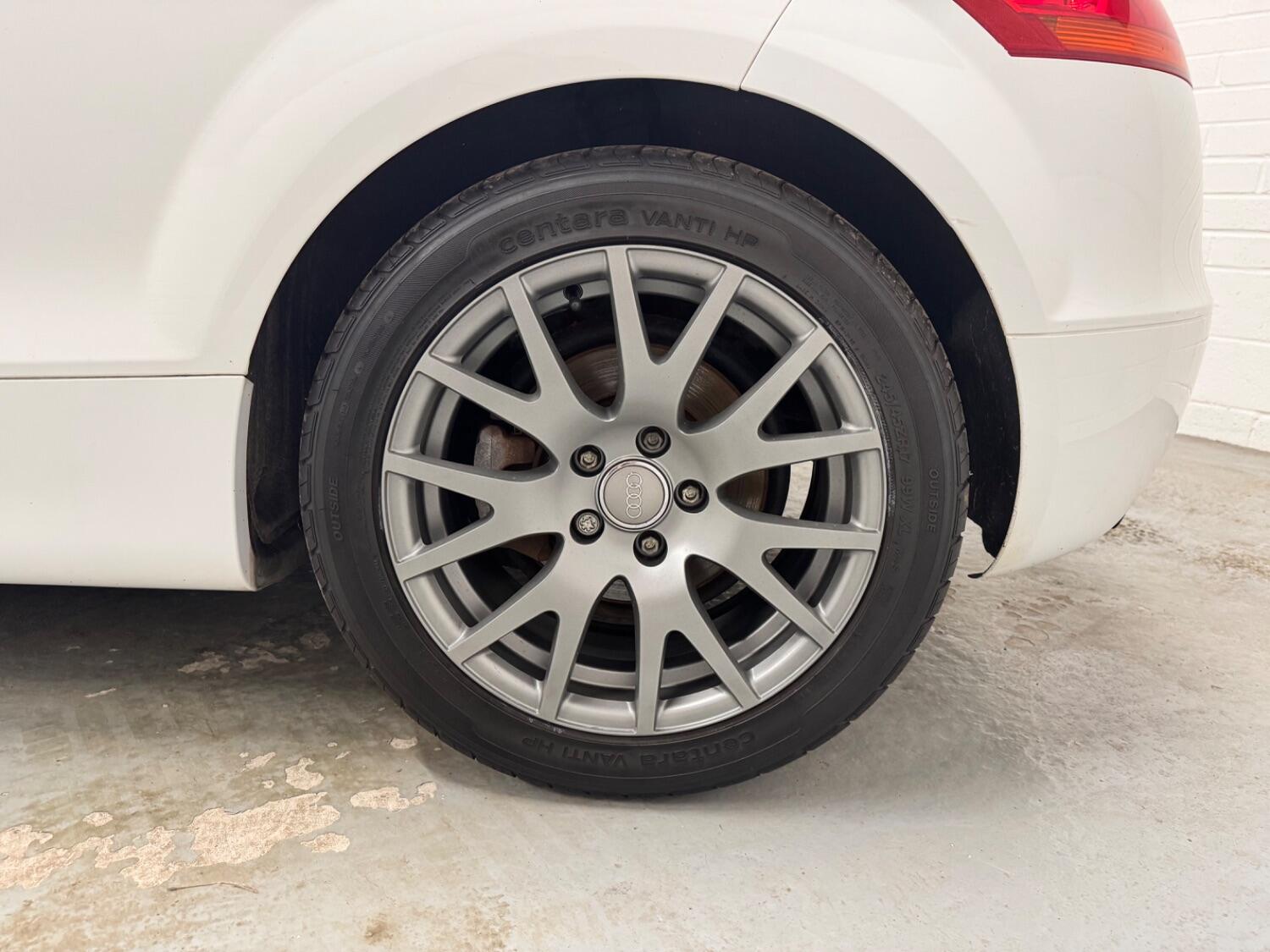 Used Audi TT 2010 for sale - 76793239: Photo 37