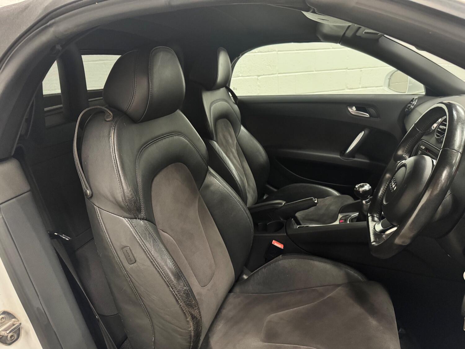 Used Audi TT 2010 for sale - 76793239: Photo 39