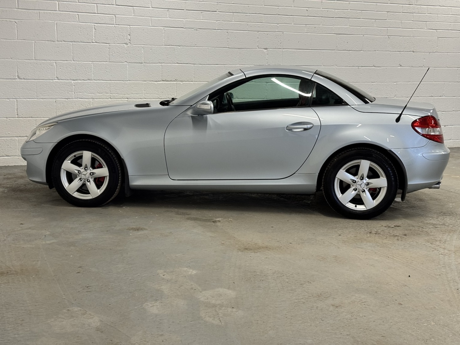 Used Mercedes-Benz SLK 2006 for sale - 77945767: Photo 14