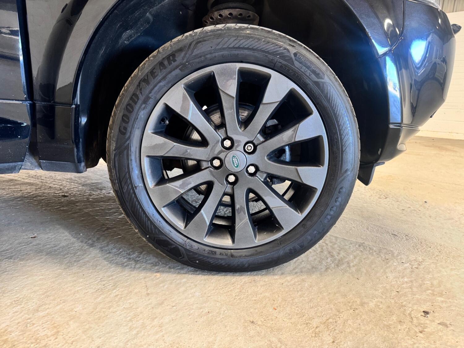 Used Land Rover Freelander 2 2013 for sale - 76793241: Photo 19