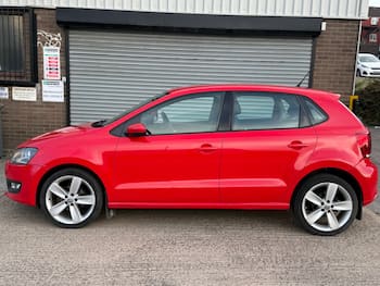 Used Volkswagen Polo 2011 for sale - 79697607: Photo