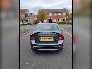 Used Volvo S40 2010 for sale - 79510437: Photo