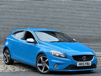 Used Volvo V40 2015 for sale - 79589049: Photo
