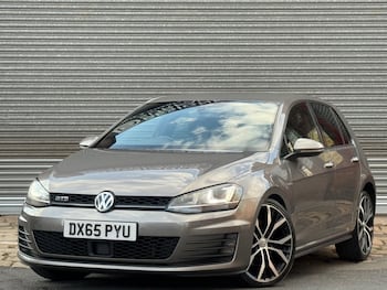 Used Volkswagen Golf 2015 for sale - 79609843: Photo