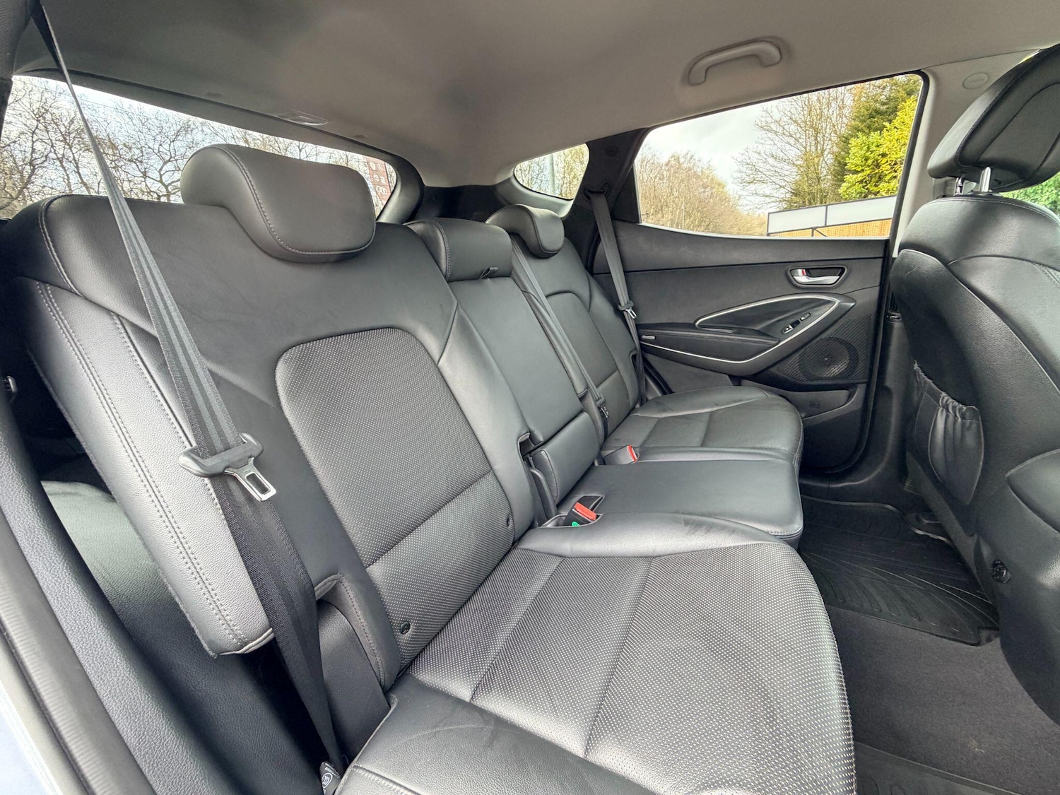 Used Hyundai Santa Fe 2015 for sale - 78101222: Photo 17