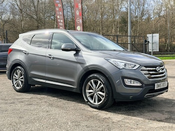 Used Hyundai Santa Fe 2015 for sale - 78101222: Photo