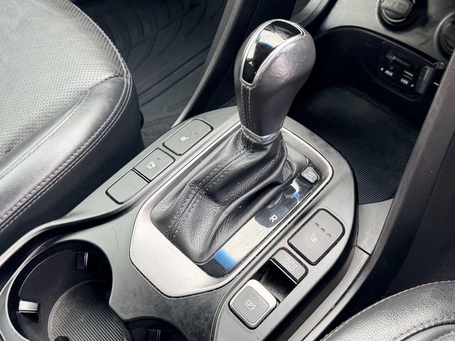 Used Hyundai Santa Fe 2015 for sale - 78101222: Photo 22