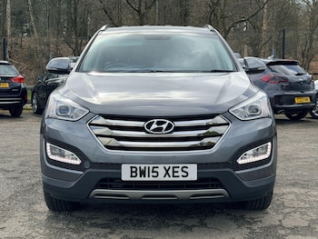 Used Hyundai Santa Fe 2015 for sale - 78101222: Photo
