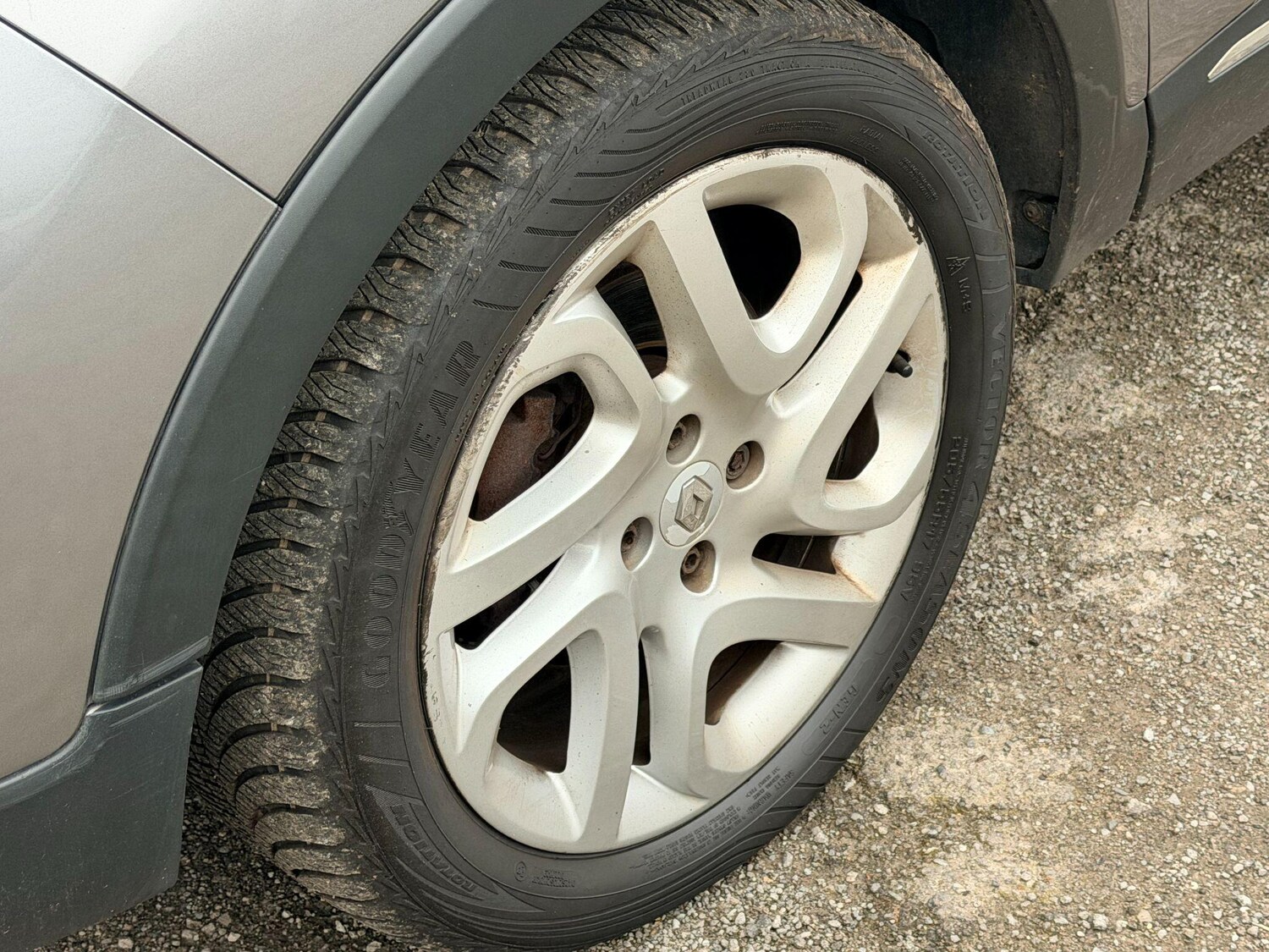 Used Renault Captur for sale - 77496337: Photo 12