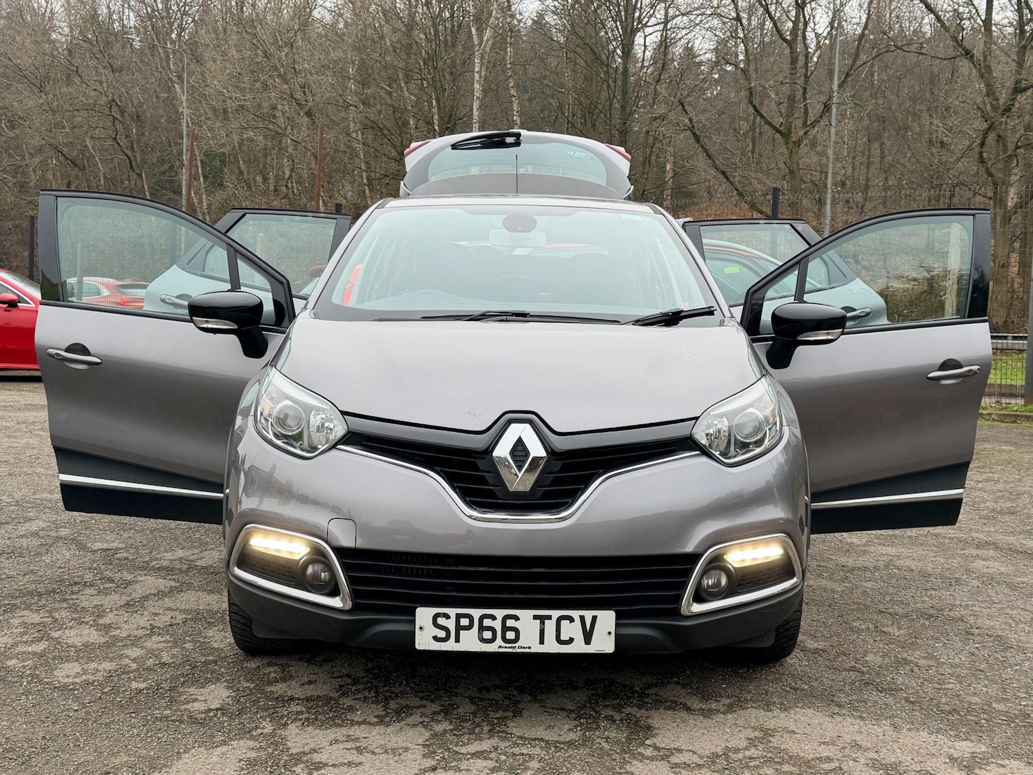 Used Renault Captur for sale - 77496337: Photo 13