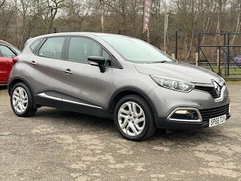 Used Renault Captur 2016 for sale - 77496337: Photo