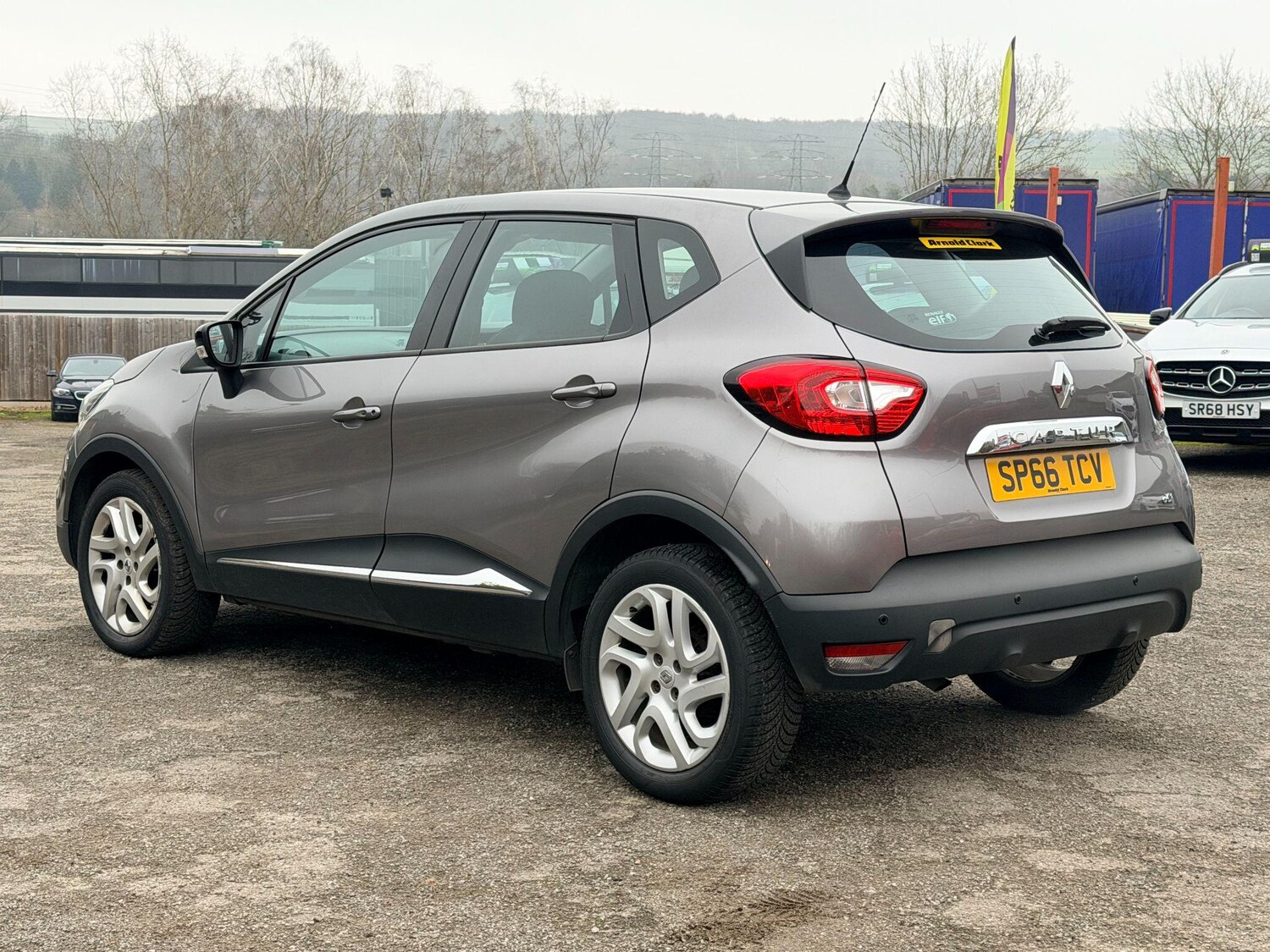 Used Renault Captur for sale - 77496337: Photo 6
