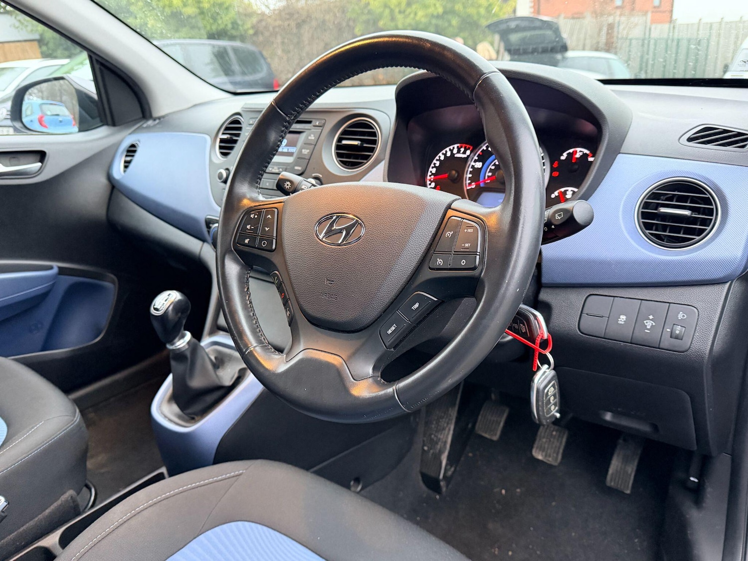 Used Hyundai i10 2015 for sale - 77266994: Photo 18