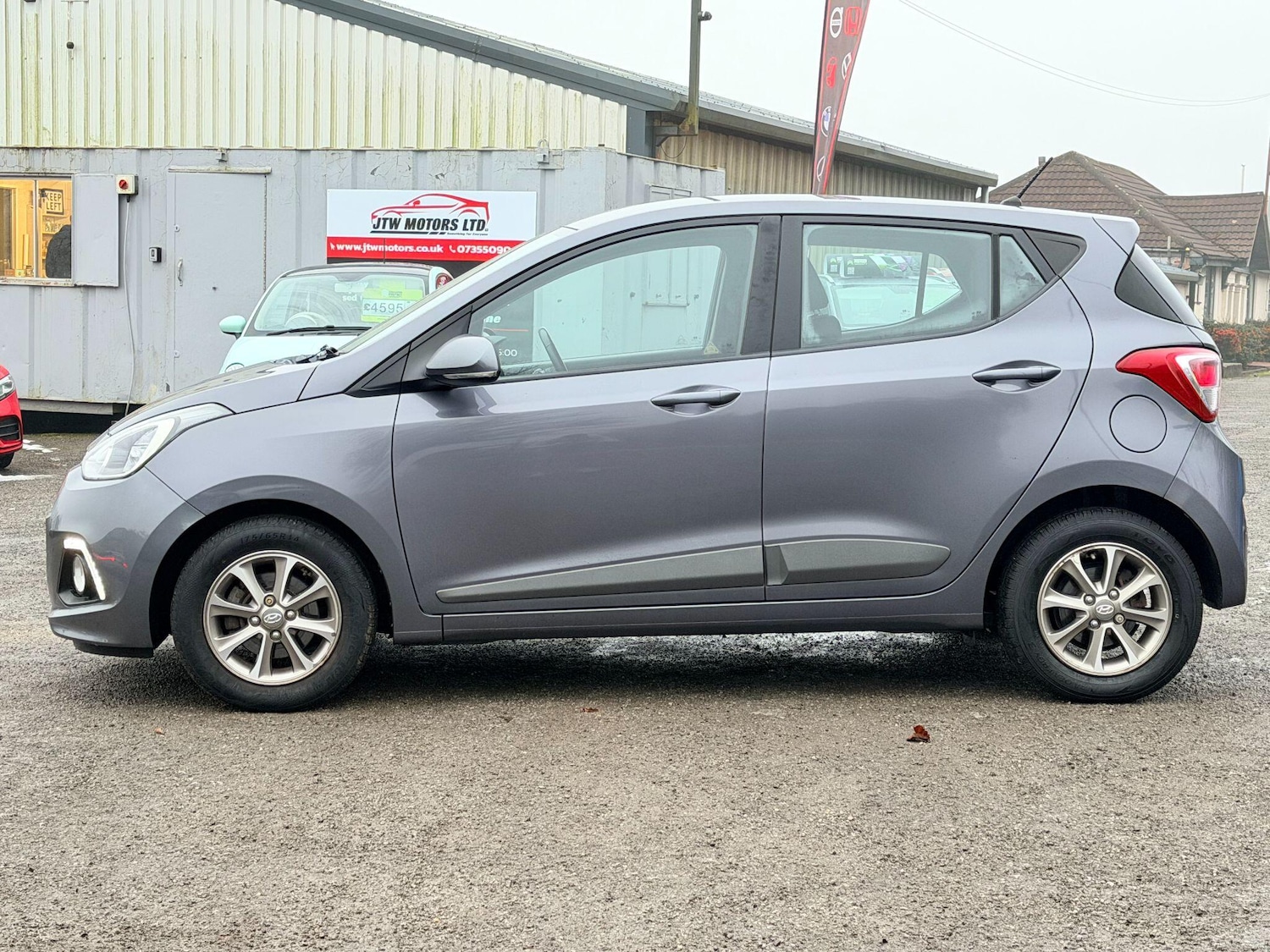 Used Hyundai i10 2015 for sale - 77266994: Photo 7