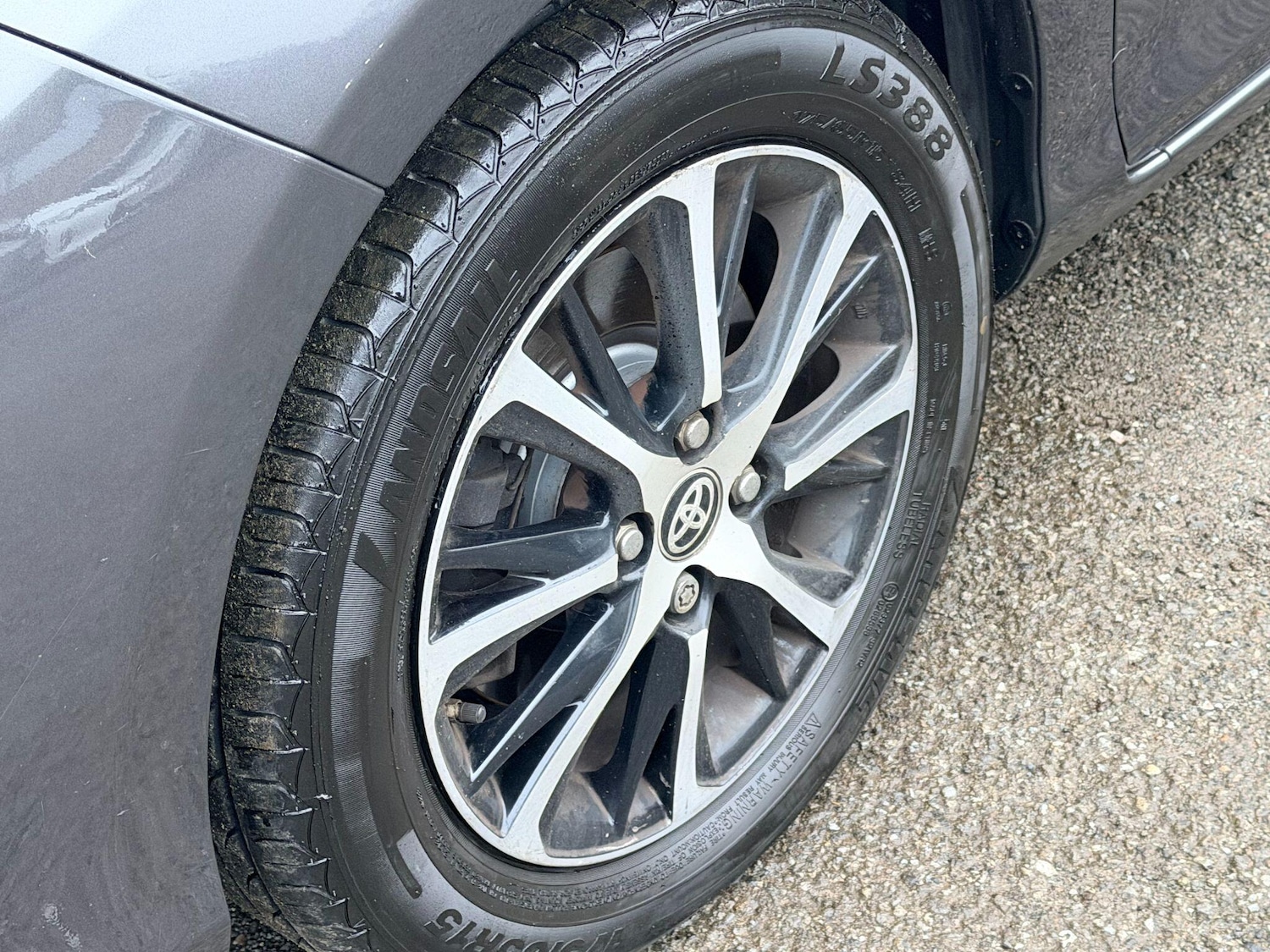 Used Toyota Yaris 2018 for sale - 77290432: Photo 11