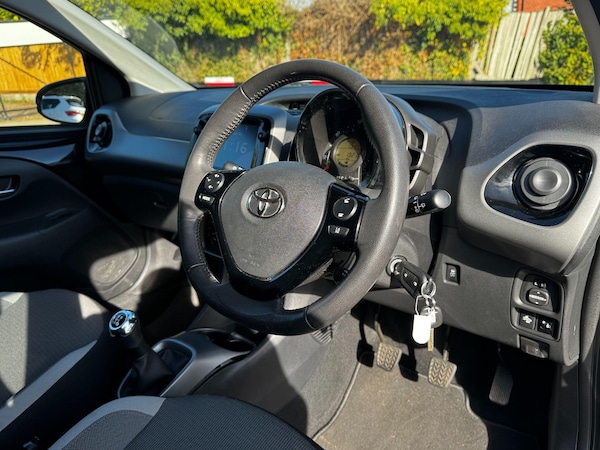 Used Toyota AYGO 2020 for sale - 76259976: Photo 18