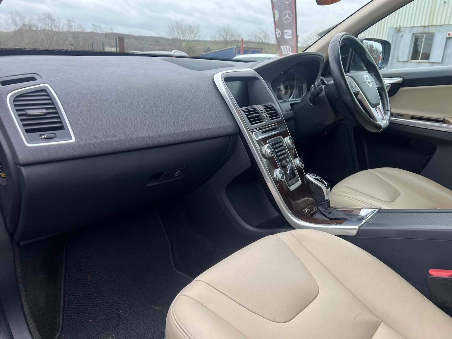 Used Volvo XC60 for sale - 77598779: Photo 16