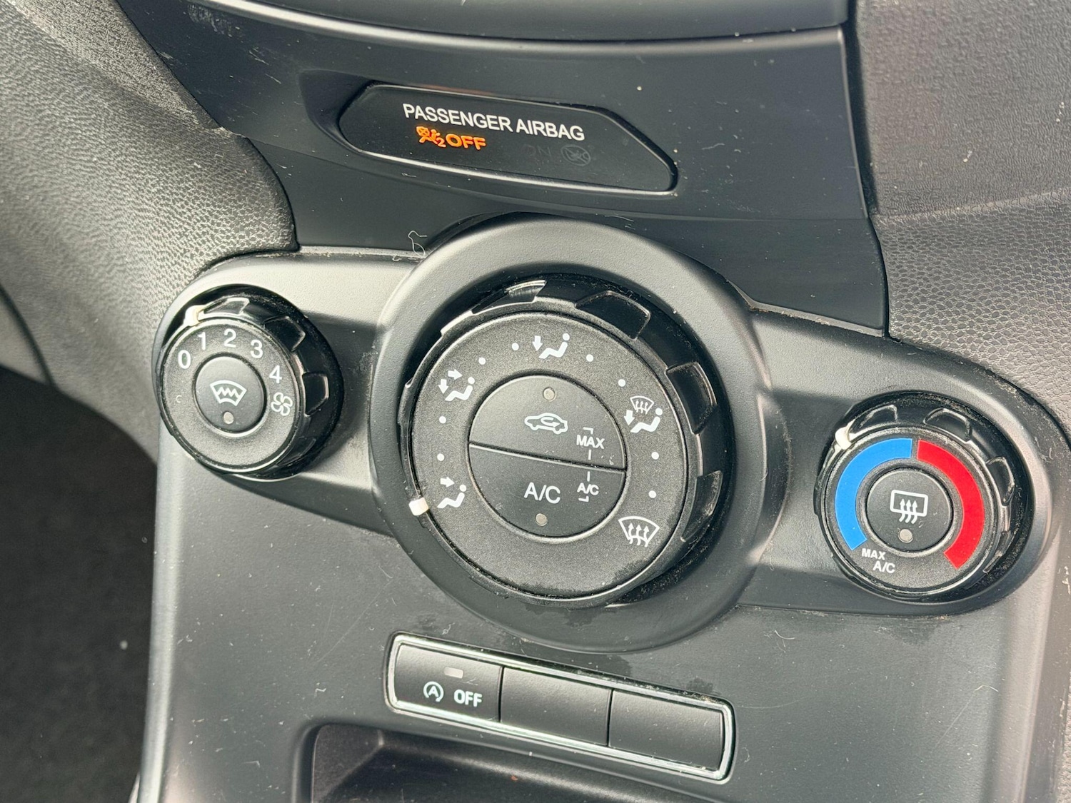 Used Ford Fiesta 2017 for sale - 76259402: Photo 18