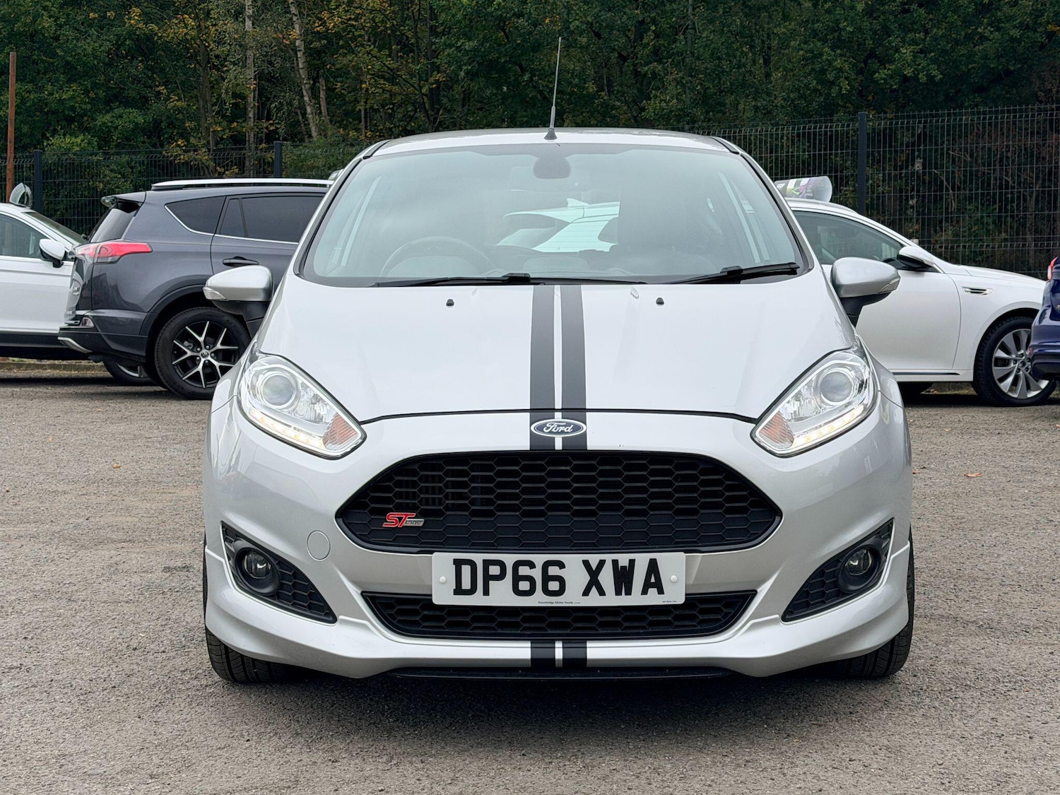 Used Ford Fiesta 2017 for sale - 76259402: Photo 2