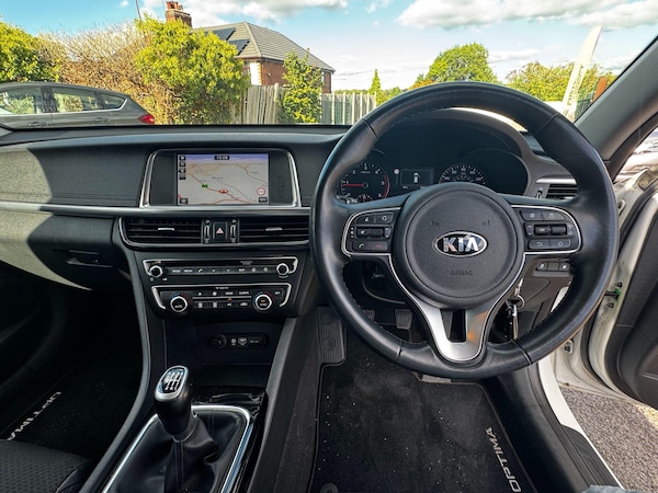 Used Kia Optima 2017 for sale - 76260317: Photo 23