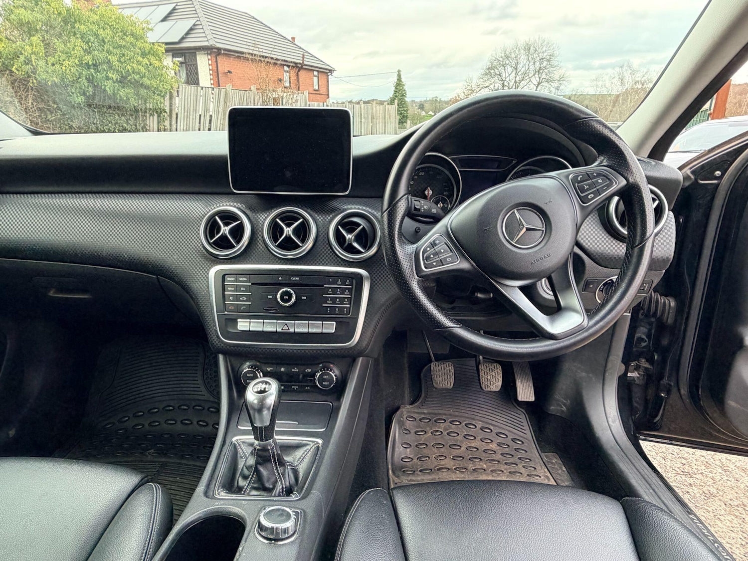 Used Mercedes-Benz A-Class 2016 for sale - 77892914: Photo 17