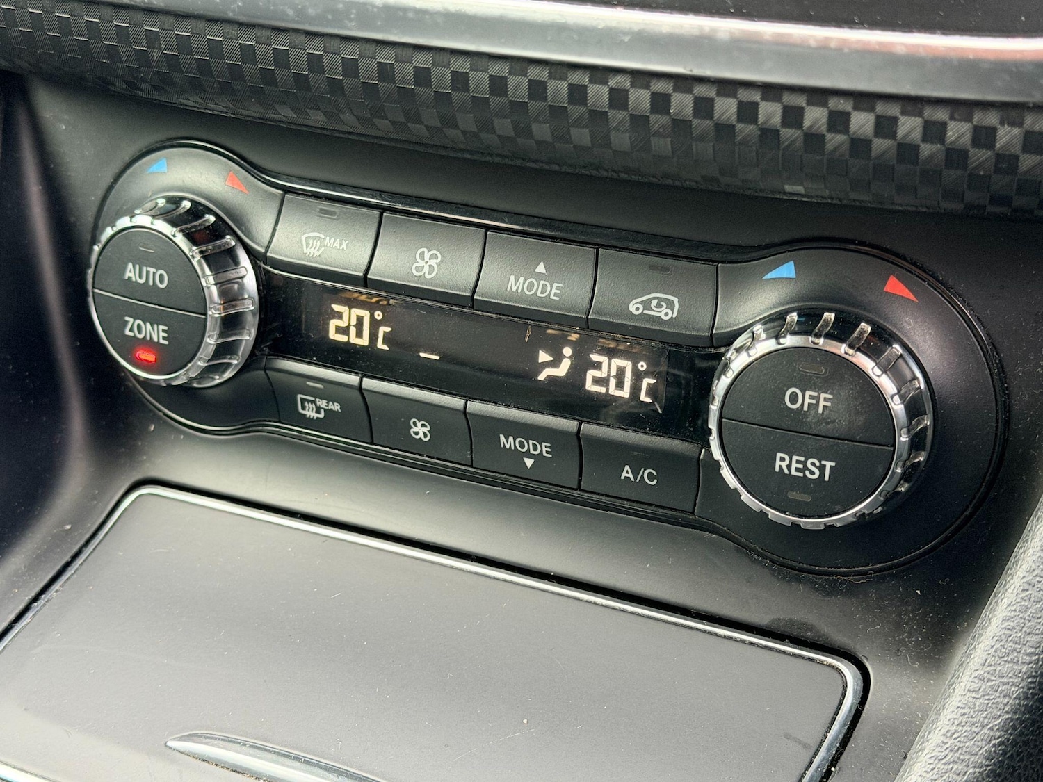 Used Mercedes-Benz A-Class 2016 for sale - 77892914: Photo 20