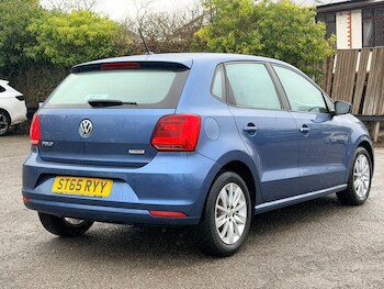 Used Volkswagen Polo 2015 for sale - 77345681: Photo