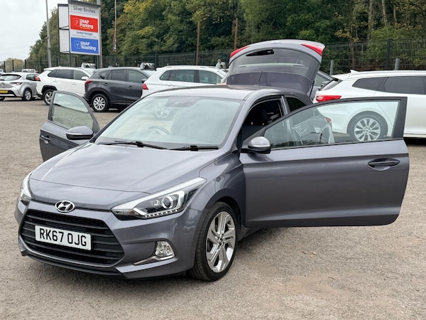 Used Hyundai i20 2017 for sale - 76260395: Photo 13