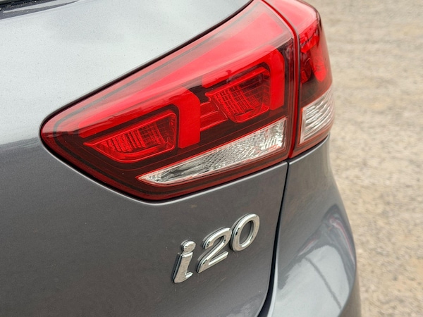 Used Hyundai i20 2017 for sale - 76260395: Photo 15