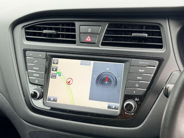 Used Hyundai i20 2017 for sale - 76260395: Photo 18