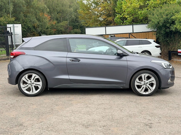 Used Hyundai i20 2017 for sale - 76260395: Photo 3