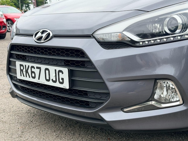 Used Hyundai i20 2017 for sale - 76260395: Photo 9