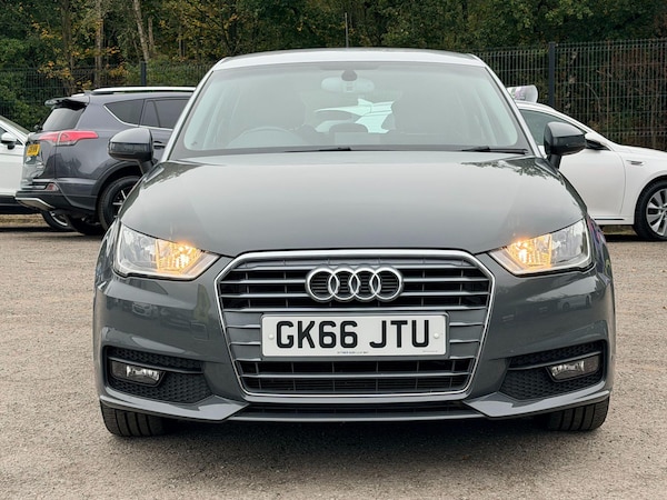 Used Audi A1 2016 for sale - 76282934: Photo 2