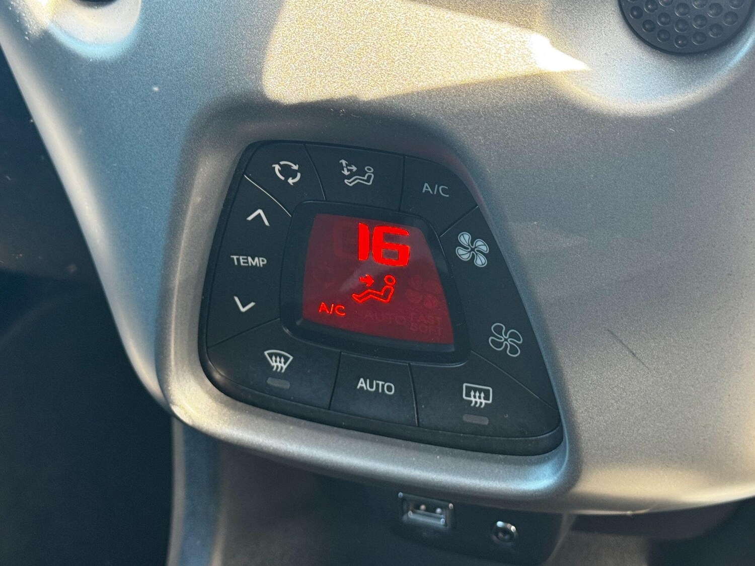 Used Toyota AYGO 2020 for sale - 76572400: Photo 19