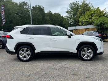 Used Toyota RAV4 2021 for sale - 76218872: Photo