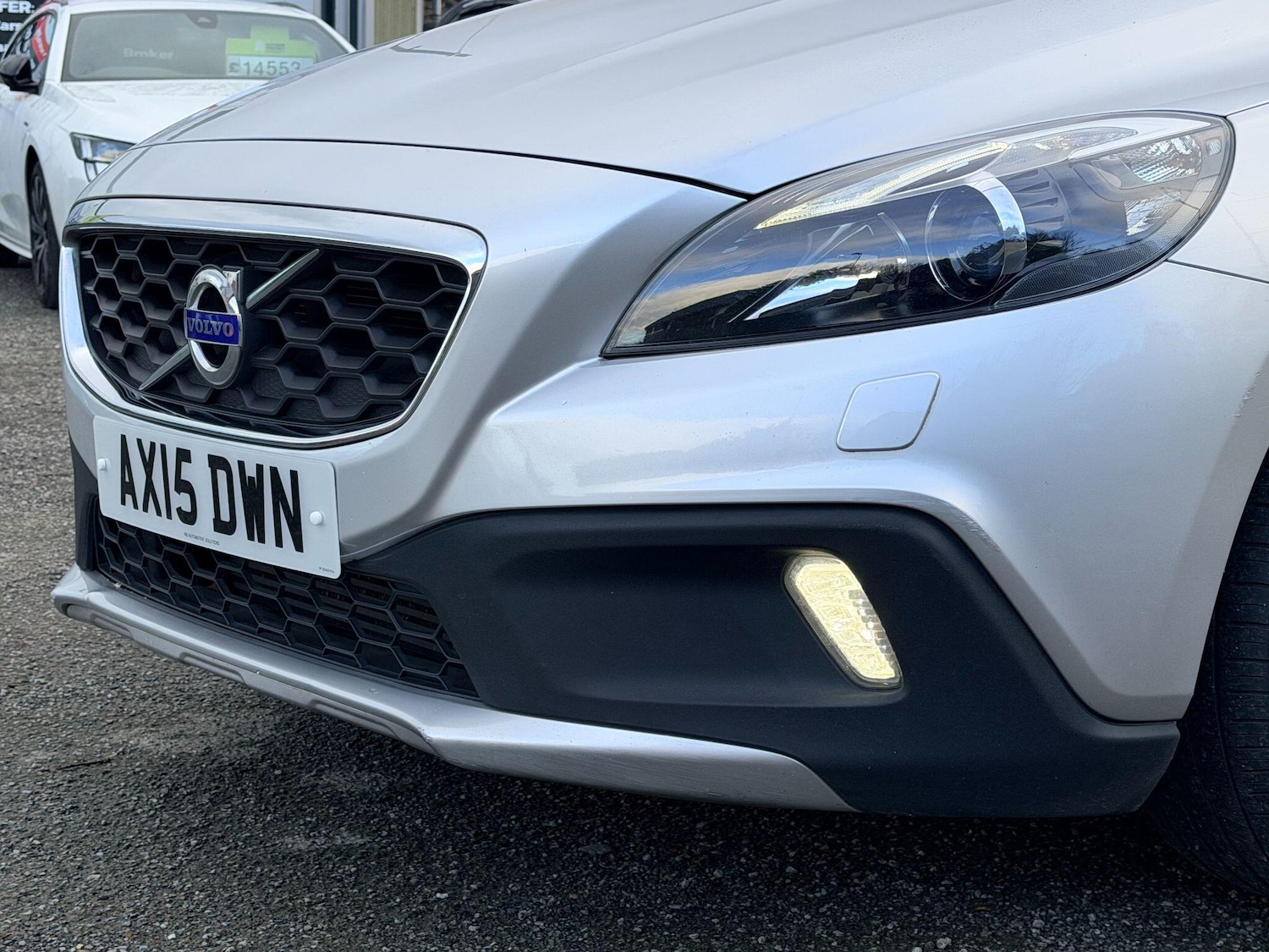 Used Volvo V40 Cross Country for sale - 77425558: Photo 9