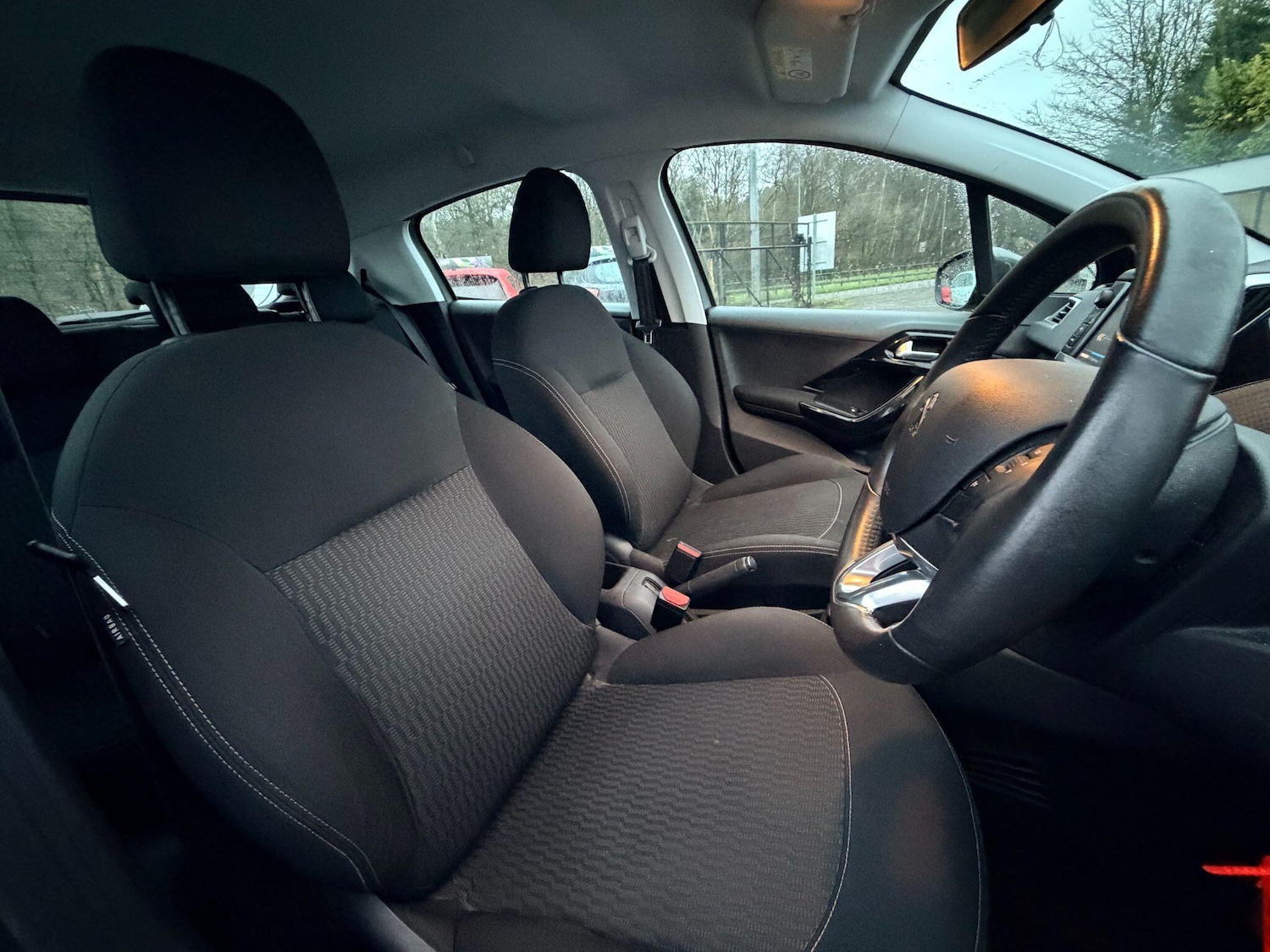 Used Peugeot 208 2018 for sale - 77291295: Photo 17