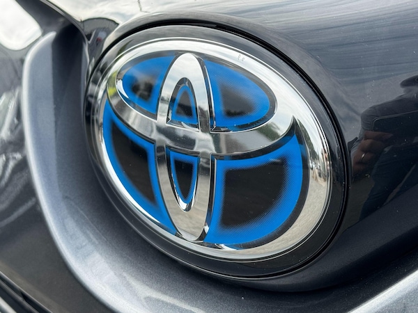 Used Toyota RAV4 2018 for sale - 76260299: Photo 14