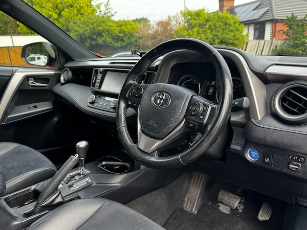 Used Toyota RAV4 2018 for sale - 76260299: Photo 21