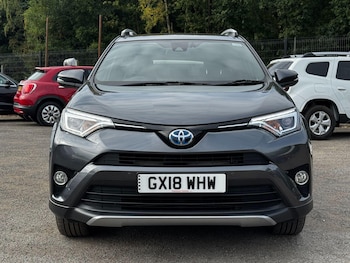 Used Toyota RAV4 2018 for sale - 76260299: Photo 2