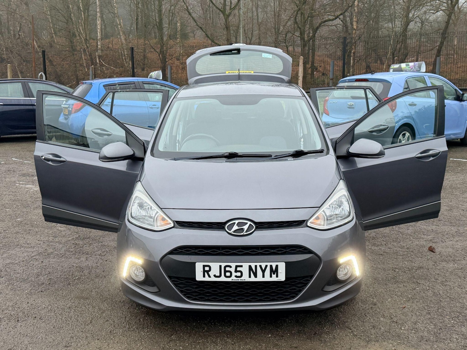 Used Hyundai i10 2015 for sale - 77376268: Photo 11