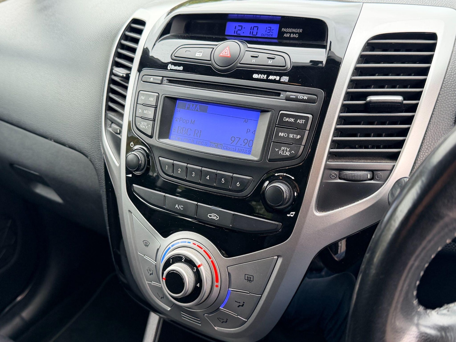 Used Hyundai Ix20 2013 for sale - 76975898: Photo 21