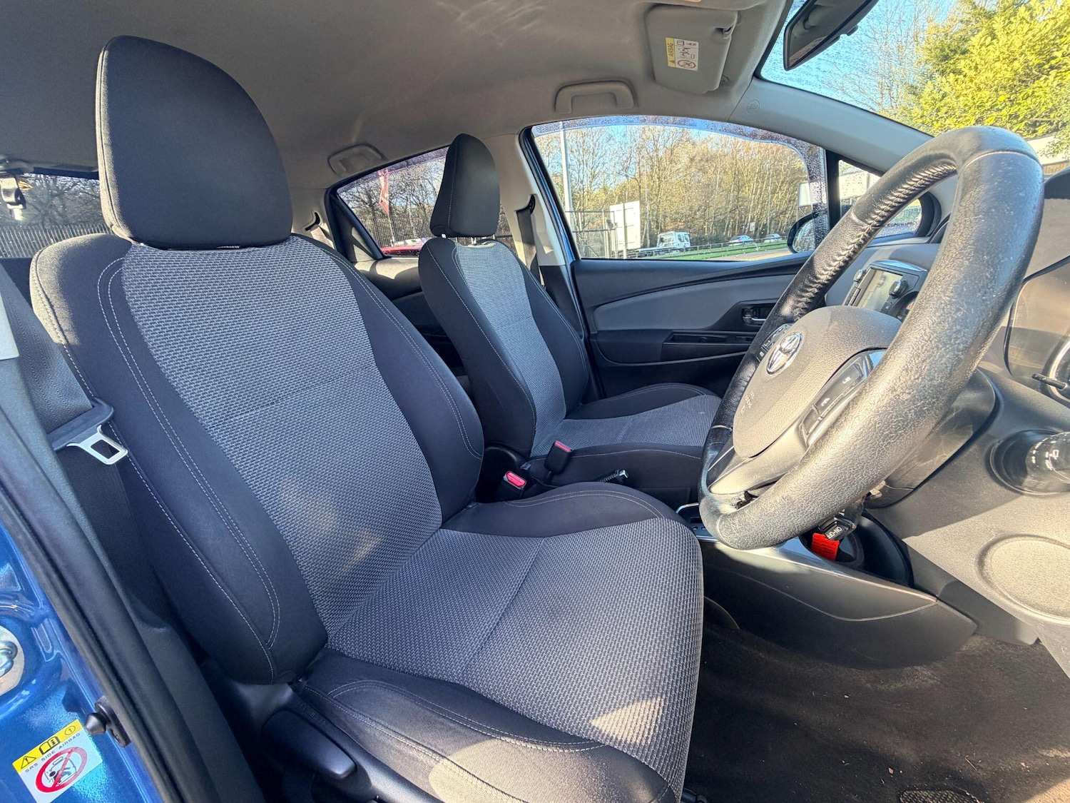 Used Toyota Yaris 2016 for sale - 77016095: Photo 18