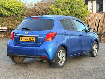 Used Toyota Yaris 2016 for sale - 77016095: Photo