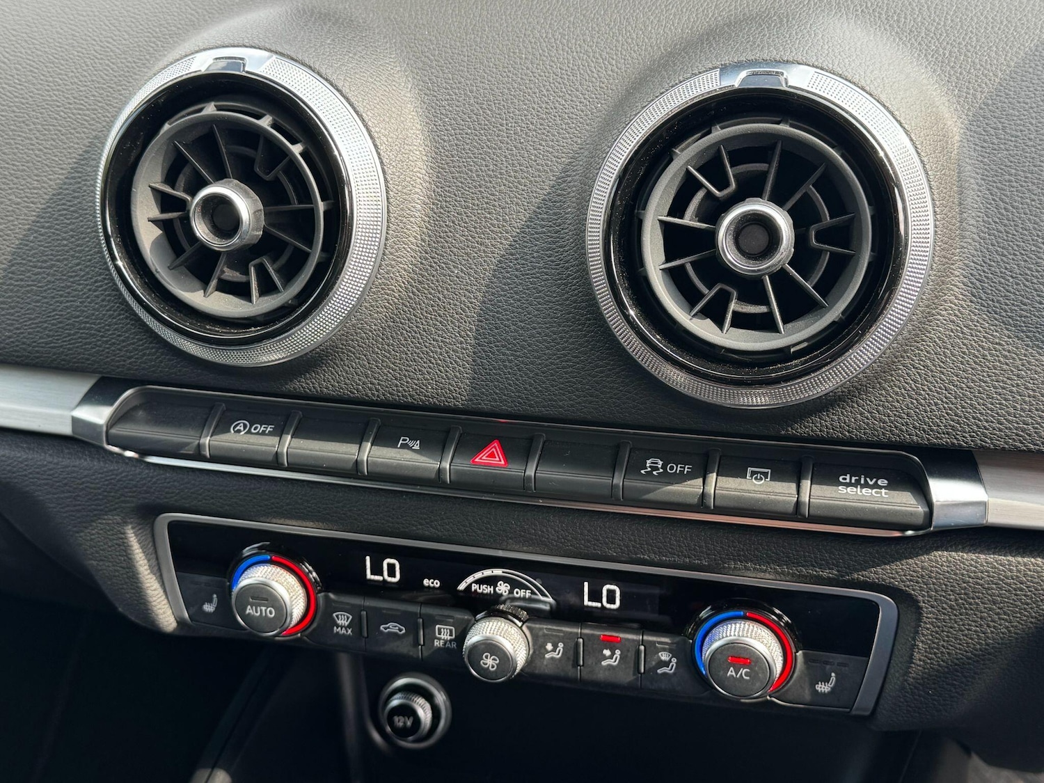 Used Audi A3 2018 for sale - 76360995: Photo 21