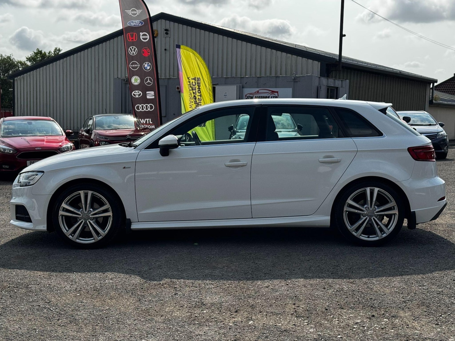 Used Audi A3 2018 for sale - 76360995: Photo 7