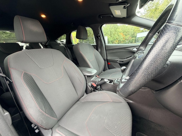 Used Ford Focus 2017 for sale - 76259816: Photo 19