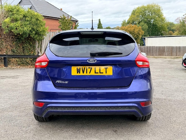 Used Ford Focus 2017 for sale - 76259816: Photo 5