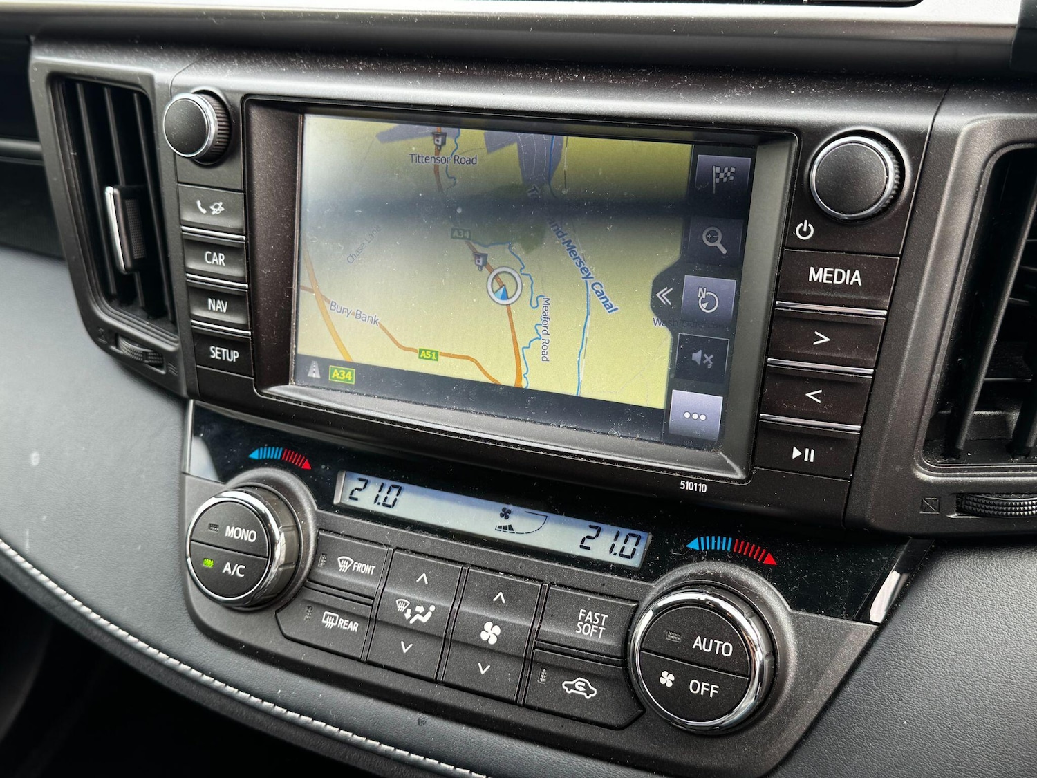 Used Toyota RAV4 2018 for sale - 76964878: Photo 23