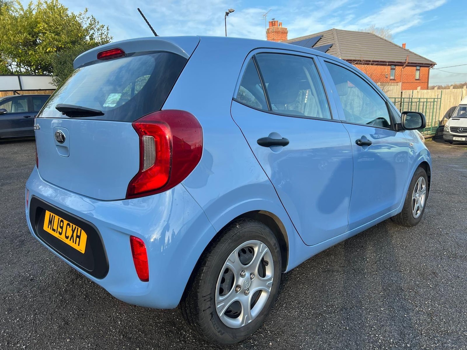 Used Kia Picanto 2019 for sale - 76953221: Photo 3